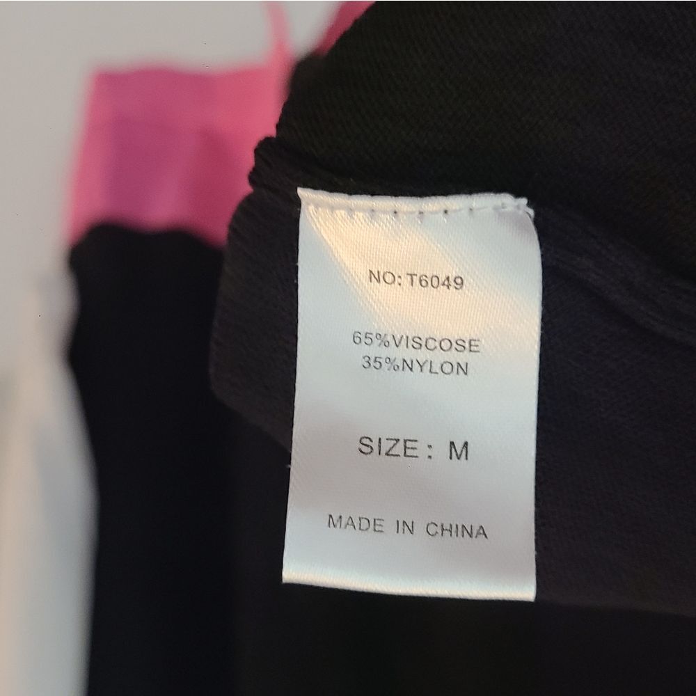 Terra SJ Apparel Colorblock Knit Blouse - Picture 7 of 7